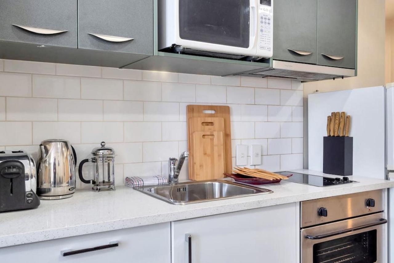 Independent Boutique Apartments on Queen Auckland Extérieur photo