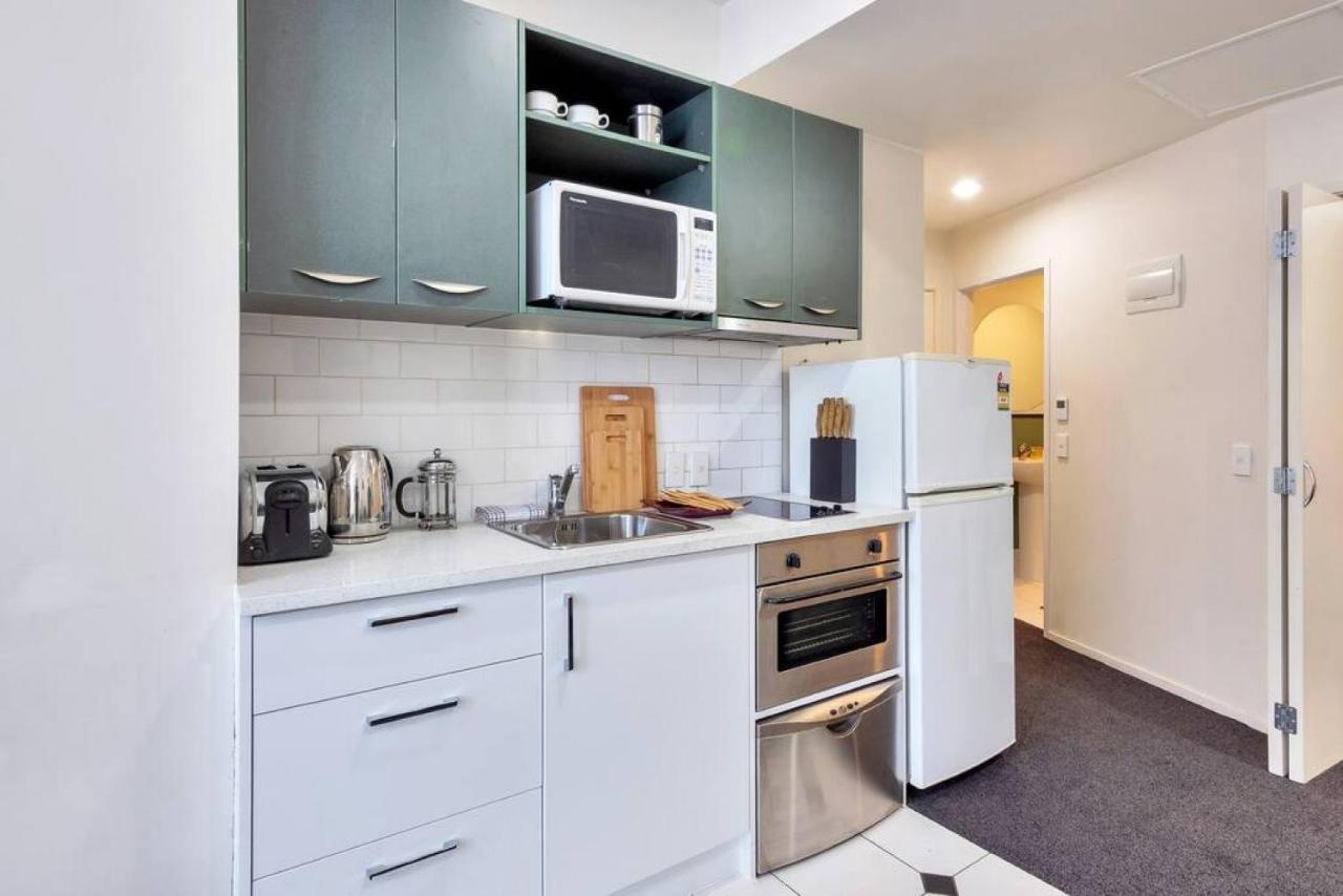 Independent Boutique Apartments on Queen Auckland Extérieur photo