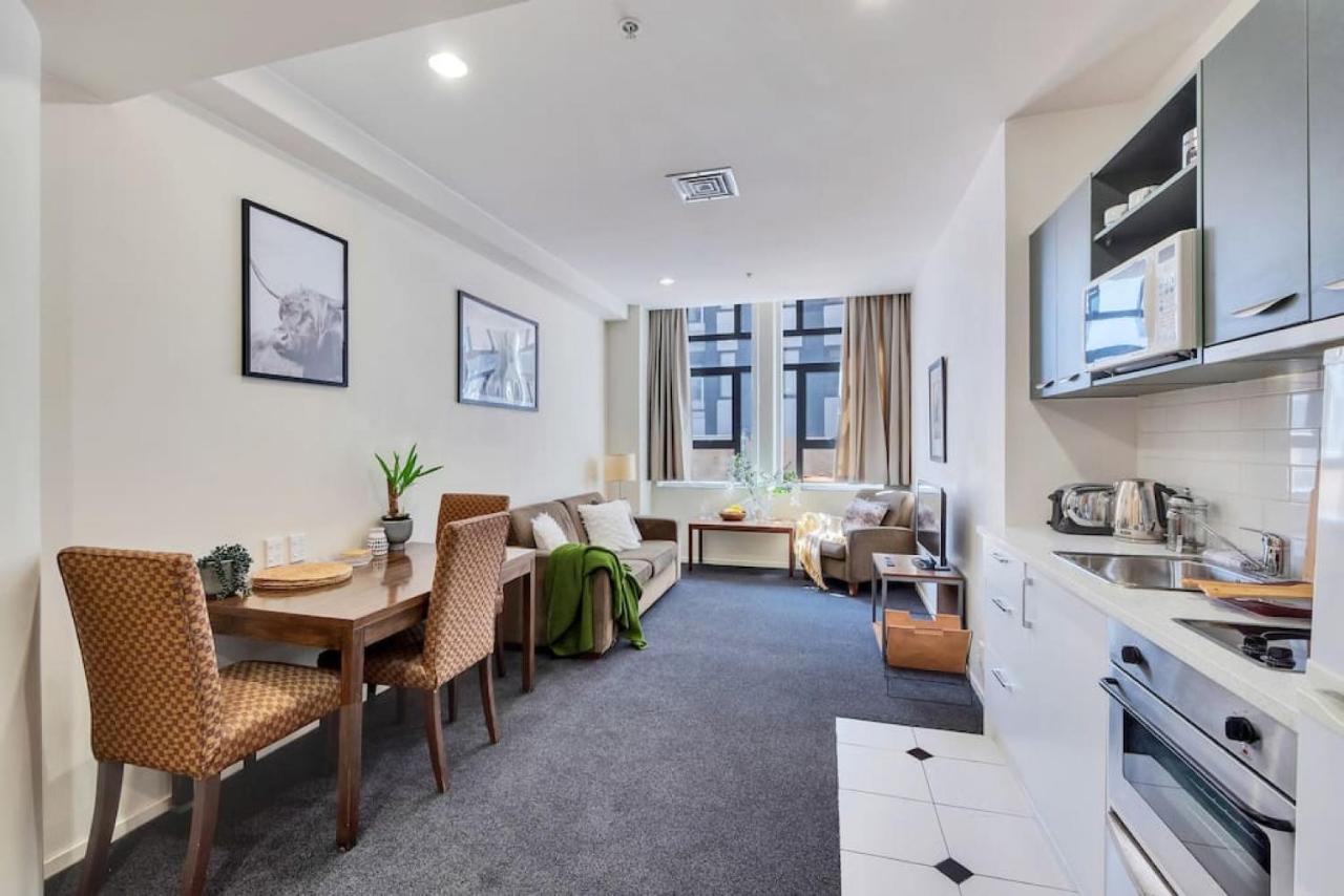 Independent Boutique Apartments on Queen Auckland Extérieur photo