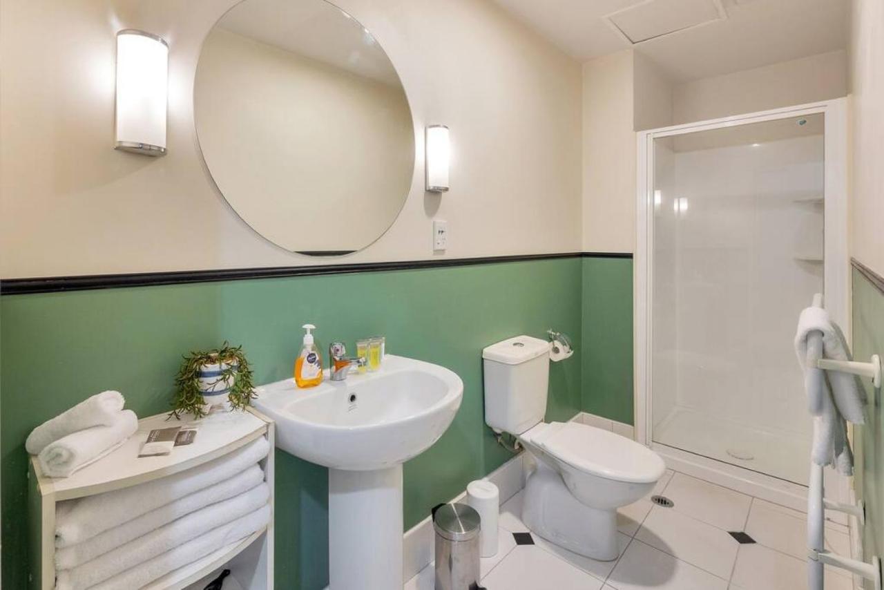 Independent Boutique Apartments on Queen Auckland Extérieur photo
