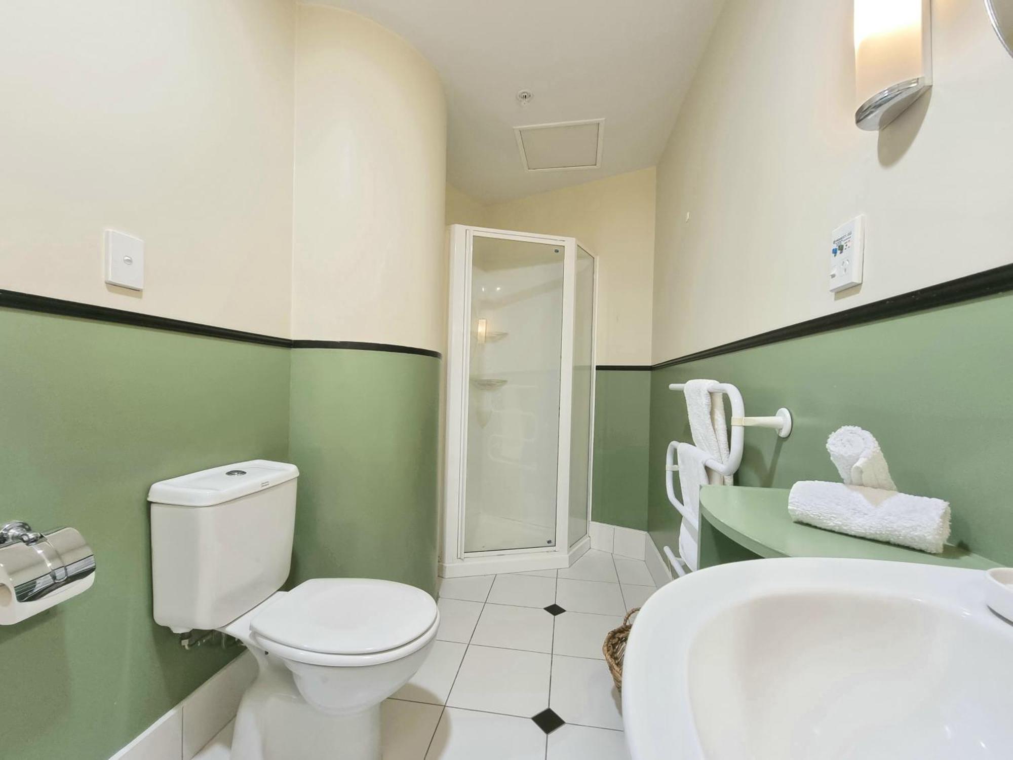 Independent Boutique Apartments on Queen Auckland Chambre photo