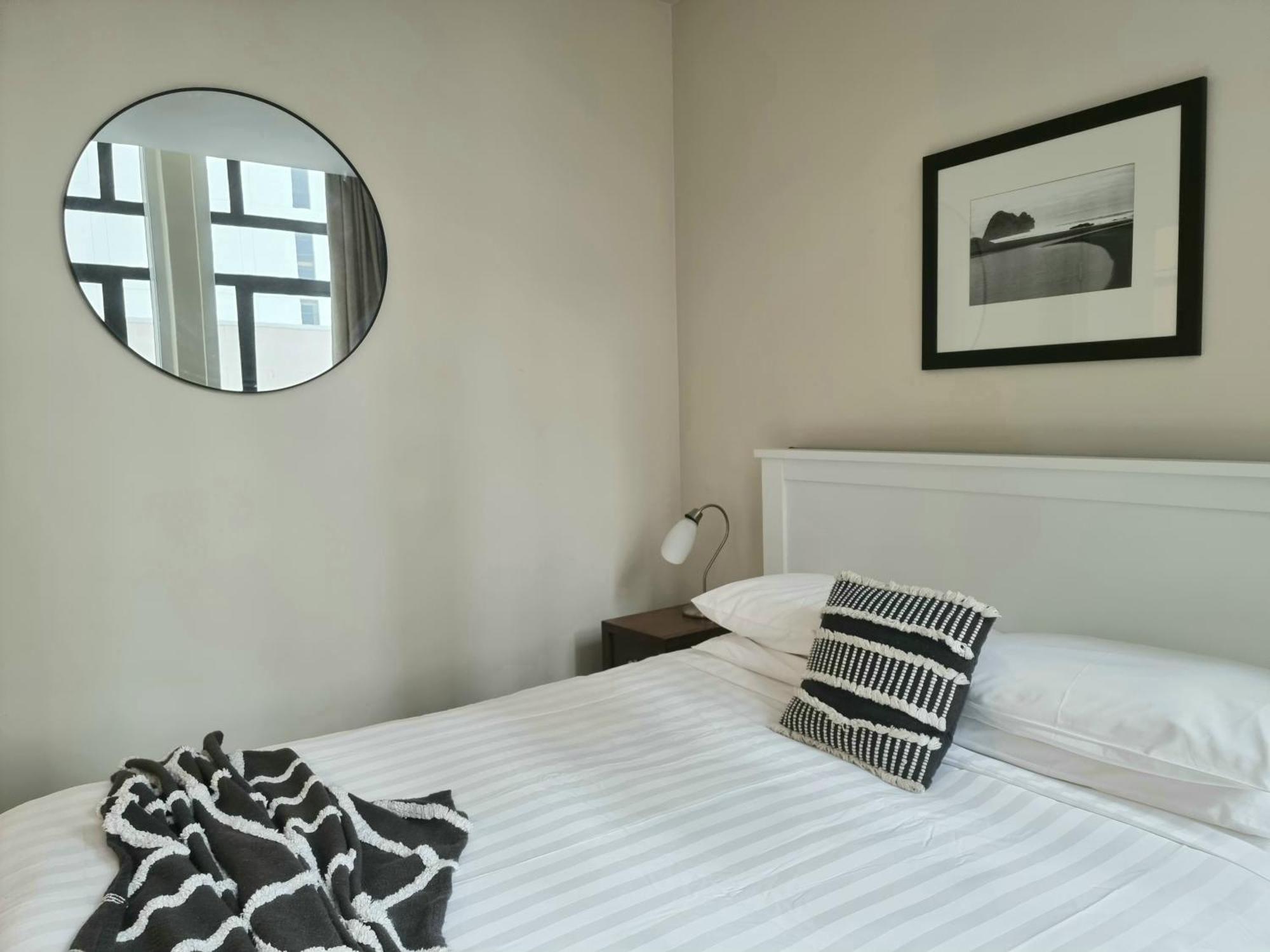 Independent Boutique Apartments on Queen Auckland Chambre photo